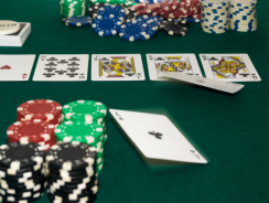 How to Change Your Poker Strategy Against Unpredictable Players